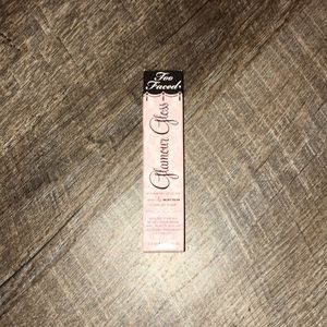 Too faced lip gloss